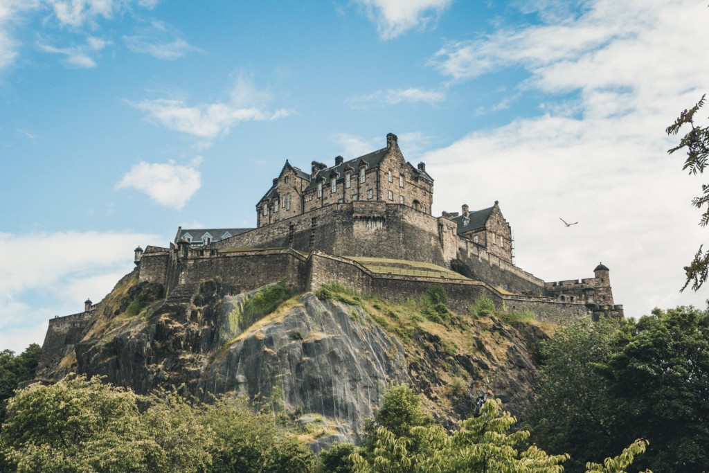 jorg-angeli-S56zN8cV5fk-unsplash digital travel guides