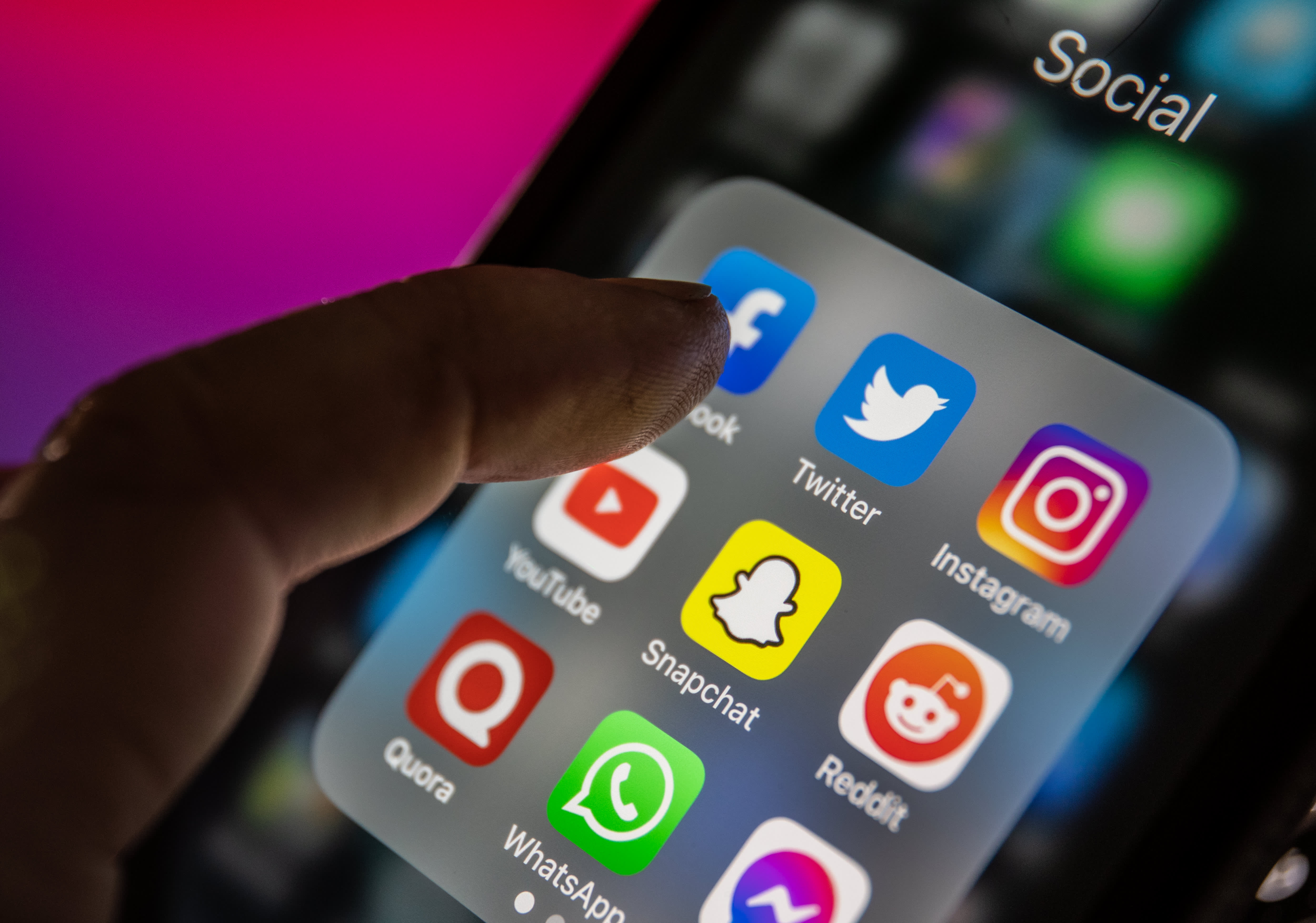 What are the best apps to run an Instagram giveaway? - Quora